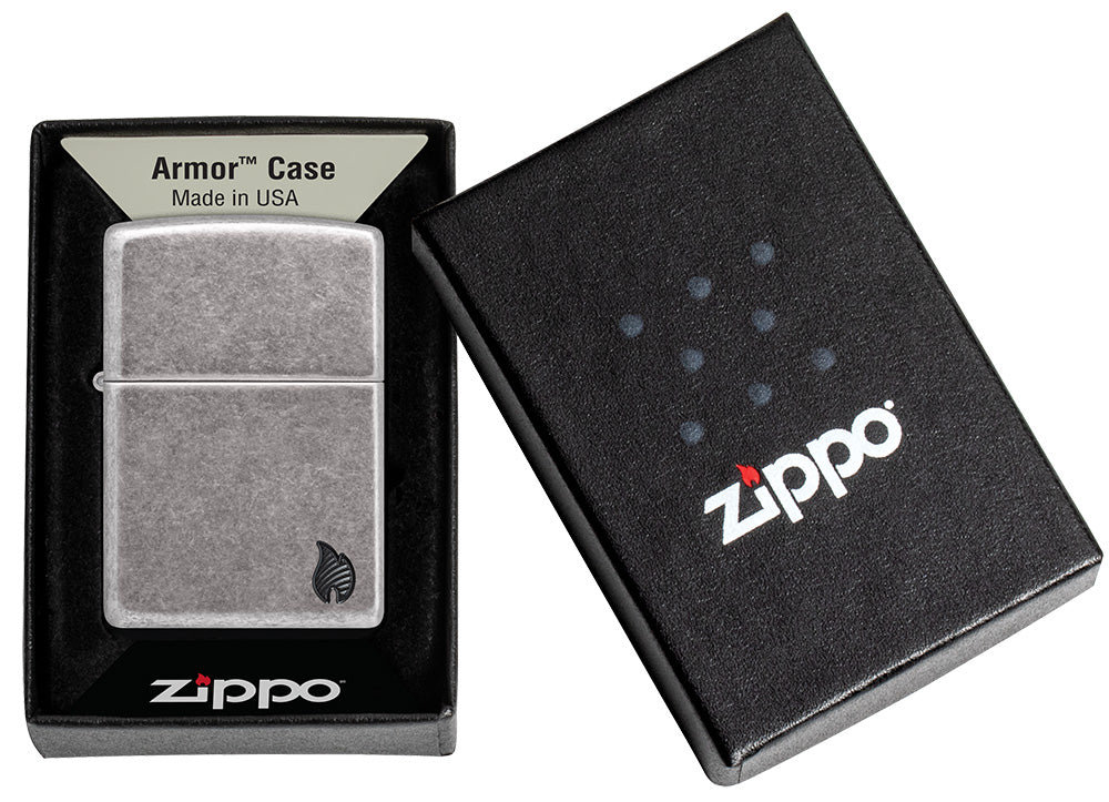 Zippo zapalovač 27010 Armor® Antique Silver Flame Design