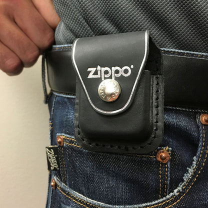 17003 Černé kožené pouzdro na zapalovač Zippo