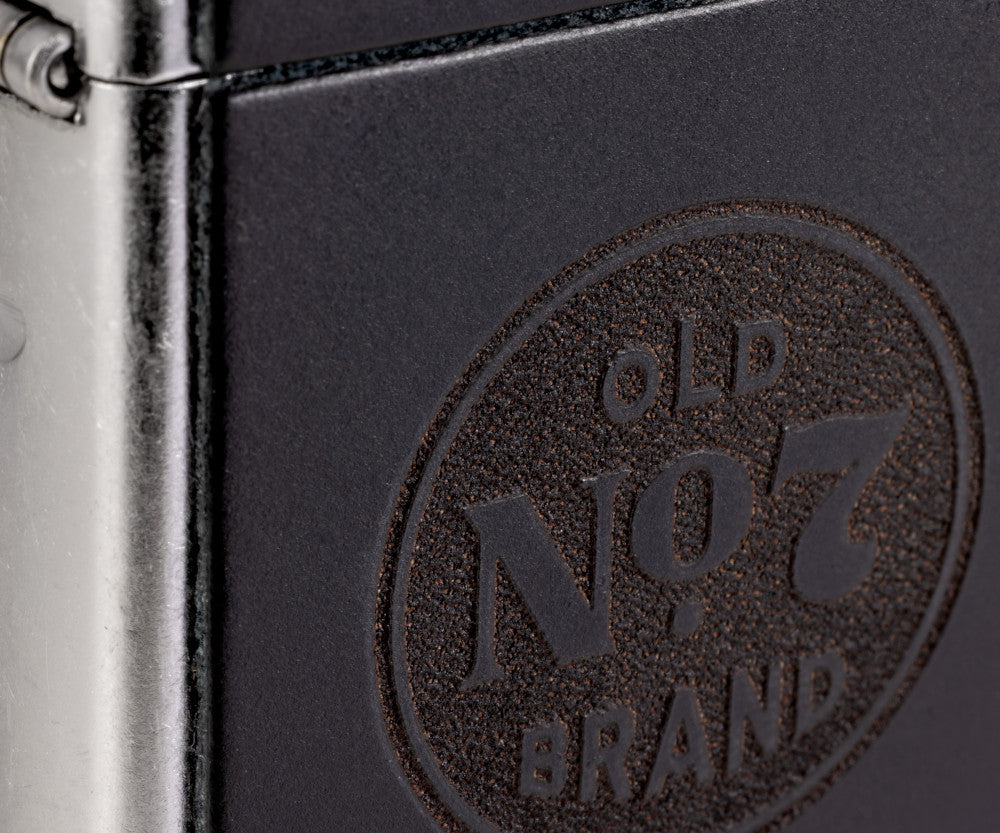 Zapalovač Zippo 25725 Jack Daniel’s Old No. 7 Leather Emblem