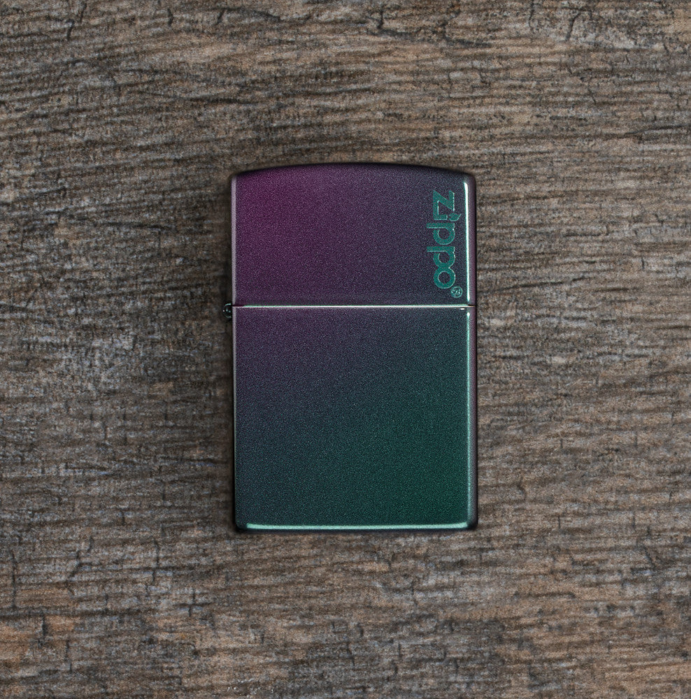 Zapalovač Zippo 26910 Iridescent Zippo Logo