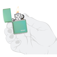 26585 High Polish Green Zippo Logo
