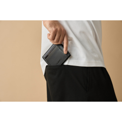 44190 Kožené pouzdro na karty Zippo Carbon