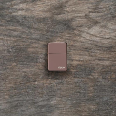 26908 High Polish Rose Gold Zippo Logo