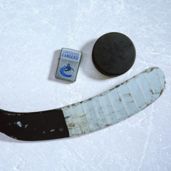 25616 Vancouver Canucks®